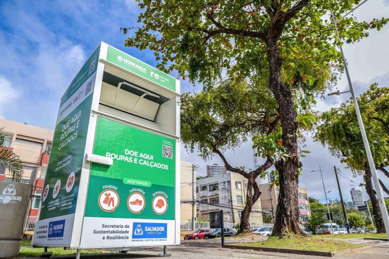 Salvador tem 70 pontos de coleta da Prefeitura para doação de roupas e calçados